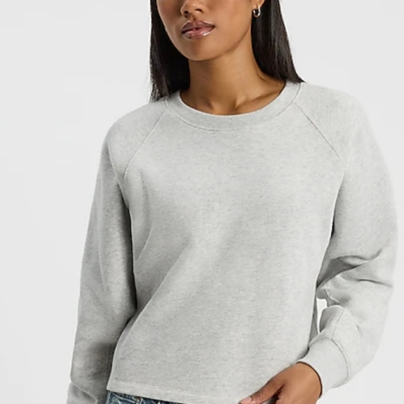 Express Light Gray Boxy Fleece Crewneck Sweatshirt Size: XS - Picture 2 of 7